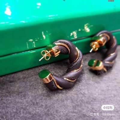 BottegaVeneta最近很火的 高仿名牌耳钉 精仿名牌耳钉 原版名牌耳钉 A货名牌耳钉 原单名牌耳钉