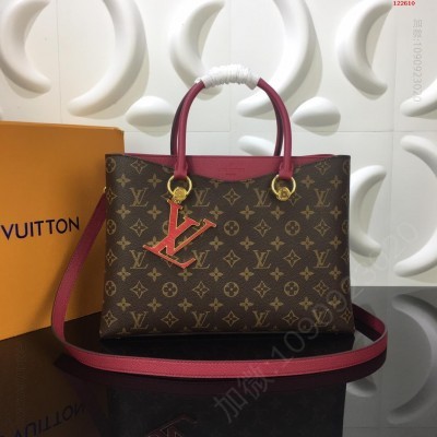 顶级原单时尚雅致的LVRiverside lv女包经典款 精仿LV女包 原版LV路易威登女包 A货LV女包 高仿LV女包