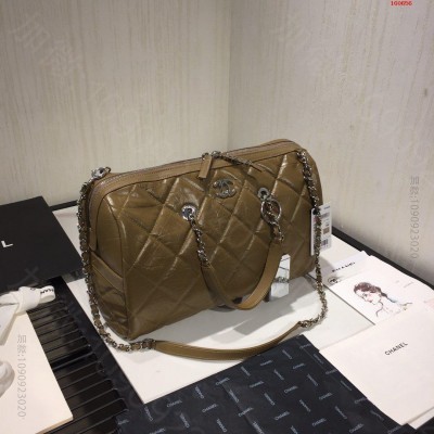 Chanel大号波斯顿枕头包 原单香奈儿和正品一样吗 精仿香奈儿女包 原版香奈儿女包 A货香奈儿女包 高仿香奈儿女包