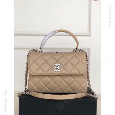 品牌:Chanel型号:92236简介:原单 香奈儿女包官网金球款 精仿香奈儿女包 原版香奈儿女包 A货香奈儿女包 高仿香奈儿女包