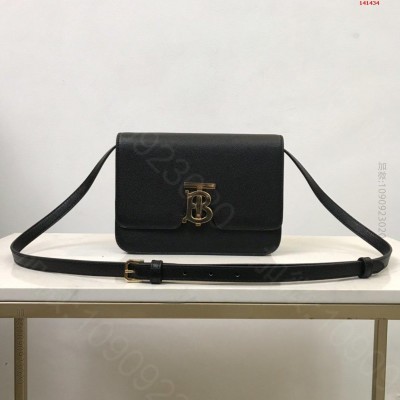 B家顶级原单鱼子酱小号版型立挺的皮革单 巴宝莉女包经典款 原单巴宝莉包包 精...