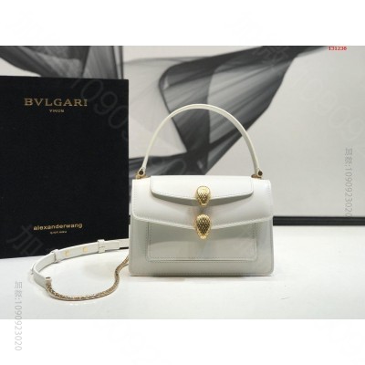Bvlgari 宝格丽专柜新品系列小牛皮腰 哪有有卖高仿宝格丽包包? 原单宝...