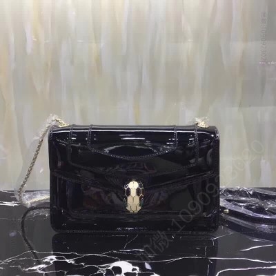 Bvlgari 宝格丽专柜新款链条小包 高仿宝格丽包包和官网正品包包有什么区别? 精仿宝格丽女包 原单宝格丽包包
