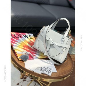 新色L家新品迷你手提马鞍包来咯完全高大 网上哪里有卖高仿罗意威包包? 精仿罗...