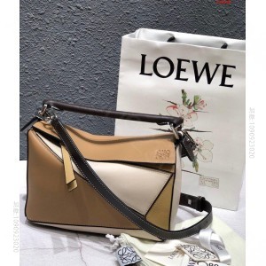 LOEWE 罗意威专柜经典爆款Puzzl 高仿罗意威 精仿罗意威女包 原版罗意威女包 A货罗意威女包 原单罗意威包包和正品一样吗?