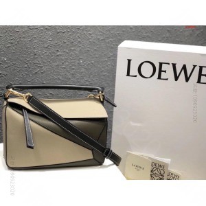 LOEWE 罗意威专柜经典爆款Puzzl 高仿罗意威女包什么价格 精仿罗意威...