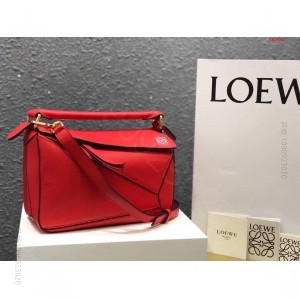 LOEWE 罗意威专柜经典爆款Puzzl 高仿罗意威女包什么价格 精仿罗意威...
