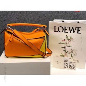 LOEWE 罗意威专柜经典爆款Puzzl 高仿罗意威女包什么价格 精仿罗意威...