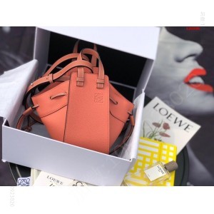 迷你号 LOEWE 罗意威专柜新品mini 高仿罗意威包包质量怎么样 精仿罗意威女包 原版罗意威女包 A货罗意威女包 原单罗意威包包