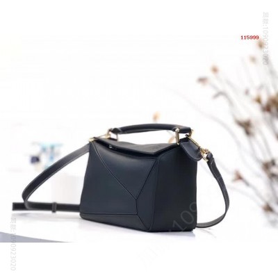 小号 Loewe （黑色荔枝纹）Puzzl 高仿罗意威包包2023经典款 精仿罗意威女包 原版罗意威女包 A货罗意威女包 原单罗意威包包
