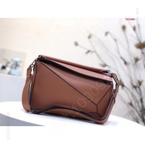 中号 Loewe （土黄）Puzzle罗 高仿罗意威包包2023经典款 精仿罗意威女包 原版罗意威女包 A货罗意威女包 原单罗意威包包