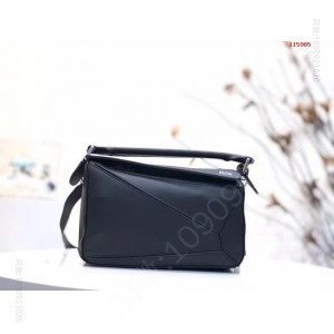 小号 Loewe （黑色）Puzzle罗 高仿罗意威包包2023经典款 精仿罗意威女包 原版罗意威女包 A货罗意威女包 原单罗意威包包