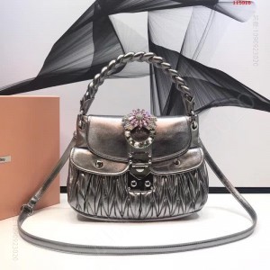 MIUMIU 缪缪专柜最新爆款肩背手提 原单缪缪包包