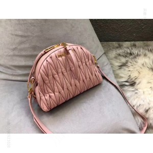 MIUMIU 谬谬专柜新款小号羊皮月牙包 精仿缪缪女包