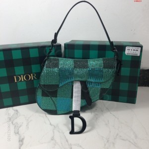 DIOR迪奥Saddle马鞍包钻扣 哪里有卖高仿迪奥包包 精仿迪奥女包 原版...