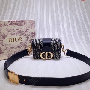 海外顶级原单Di0r30Mon 高仿迪奥包包和正品有什么区别 精仿迪奥女包 原版迪奥女包 A货迪奥女包 原单迪奥包包