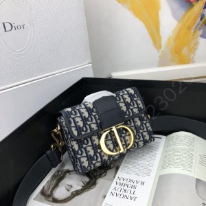 顶级原单老花蓝第N批出货 Dio.r30 高仿迪奥女包 精仿迪奥女包 原版迪奥女包 A货迪奥女包 原单迪奥包包质量怎么样?
