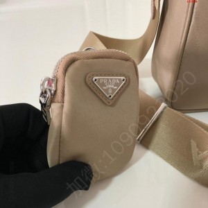 P家三合一hobo包原厂 高仿普拉达包包 A货普拉达女包