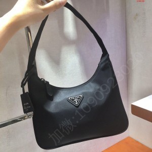 高身板Hobo包原单品质升级板 高仿普拉达女包 精仿普拉达女包 原版普拉达女包 哪里有卖A货普拉达包包 原单普拉达