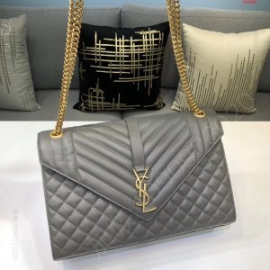 YSL 圣罗兰专柜新款绗缝纹理真皮标志正面 高仿圣罗兰包包 精仿圣罗兰女包 原版圣罗兰女包 A货圣罗兰女包 原单圣罗兰女包