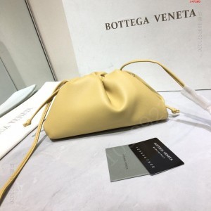 小号BottegaVeneta20 高仿宝缇嘉包包 精仿宝缇嘉女包 原版宝缇嘉女包 A货宝缇嘉女包 原单宝缇嘉女包