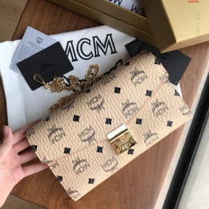 图片为中号MCM原单货新款信封链条翻盖 高仿MCM包包 精仿MCM女包 原版MCM女包 A货MCM女包 原单MCM女包