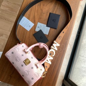 顶级原单独家实拍专柜同步.高清铜牌L 高仿MCM包包 精仿MCM女包 原版MCM女包 A货MCM女包 原单MCM女包