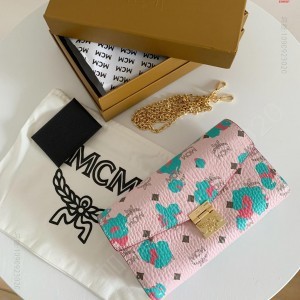图片为中号MCM原单货新款信封链条翻盖 高仿MCM包包 精仿MCM女包 原版MCM女包 A货MCM女包 原单MCM女包