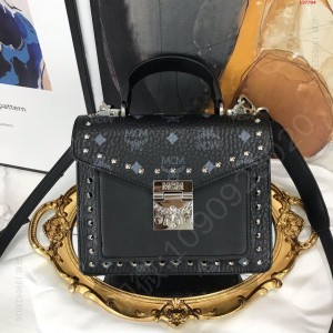小号经典风琴包凸显优雅与前卫两个风琴式隔 高仿MCM包包 精仿MCM女包 原版MCM女包 A货MCM女包 原单MCM女包