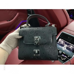 全新升级MCM 此款经典复刻之作选用我们标 高仿MCM包包 精仿MCM女包 ...