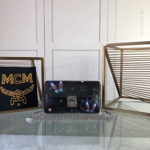 高端MCM多功能Mille翻盖斜挎包 高仿MCM包包 精仿MCM女包 原版MCM女包 A货MCM女包 原单MCM女包
