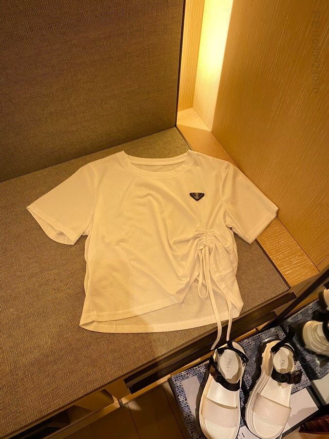 新款短袖T恤prada 抽绳 小蛮腰 露胃装