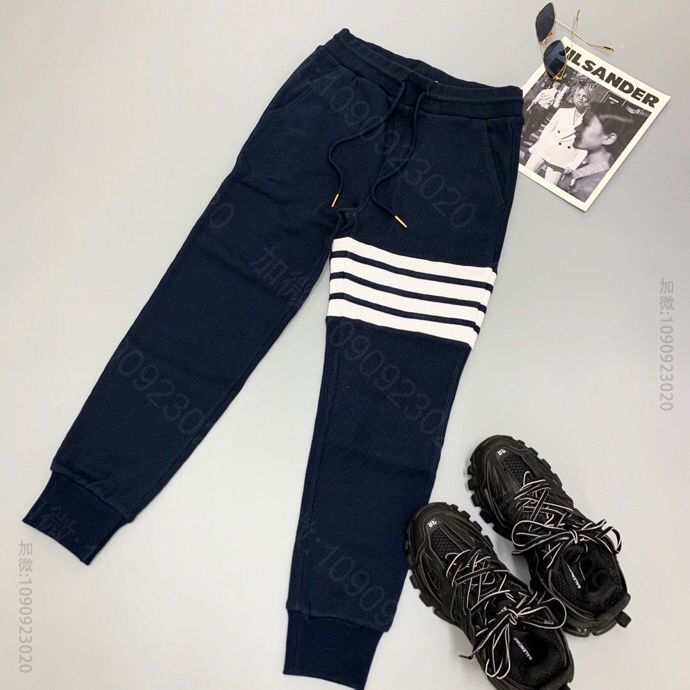Thom Browne 经典华夫格卫裤