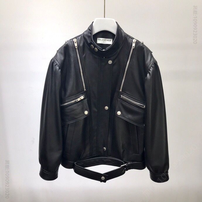 巴黎世家 20SS新版阔版机车服