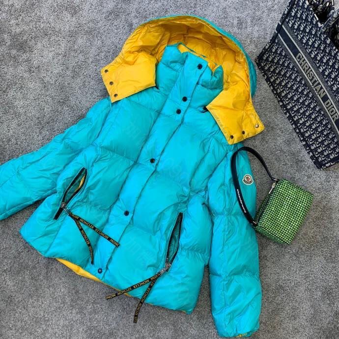 Moncler 羽皇 秋冬新款斜拉链羽绒服