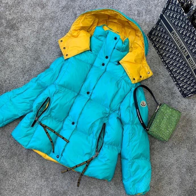 Moncler 羽皇 秋冬新款斜拉链羽绒服