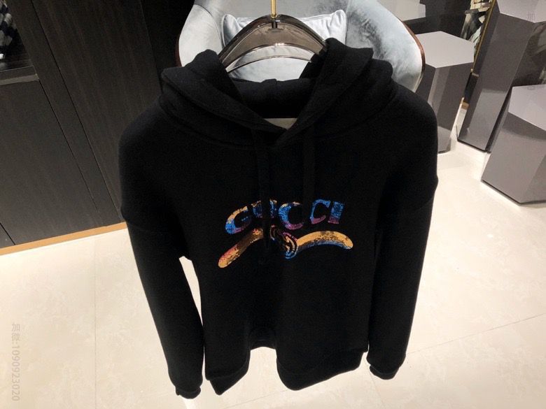 Gucci 早春新款珠片刺绣卫衣