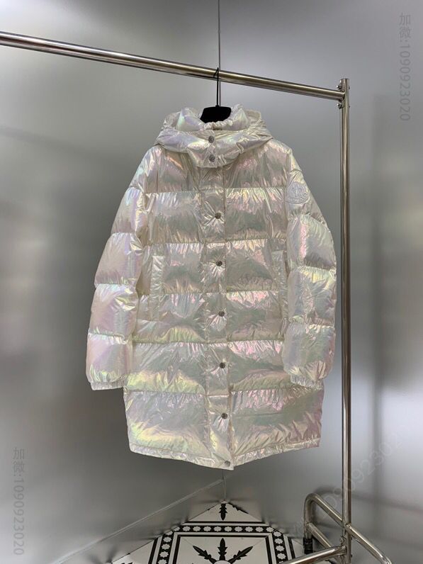 MONCLE20秋冬新品炫彩轻颖羽绒服长款