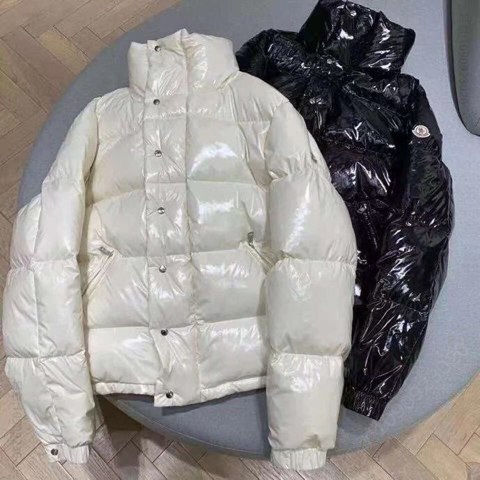 MONCLE20秋冬新品高级奶油白羽绒服