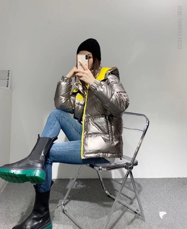 Moncler 爆款上新秋冬新款上新 内充90白鸭绒