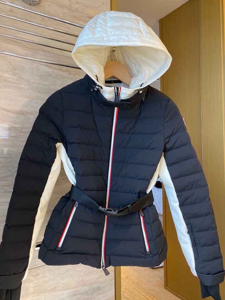 新款羽绒蒙口 MOC 滑雪服系列 超轻款 短款羽绒服