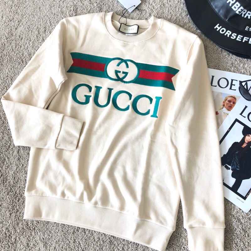 Gucci 19秋冬系列最新款刺绣字母logo卫衣