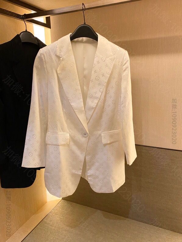 LV 暗纹 丝麻棉 面料舒适透‮柔气‬软有胫骨西装小外套
