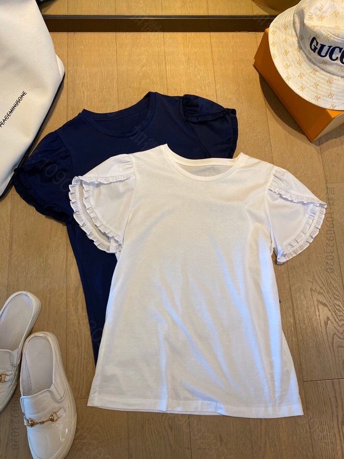 M95679_普拉达女装短袖T桖 PRADA。荷叶袖 纯棉T 原单普拉达女装短袖T桖