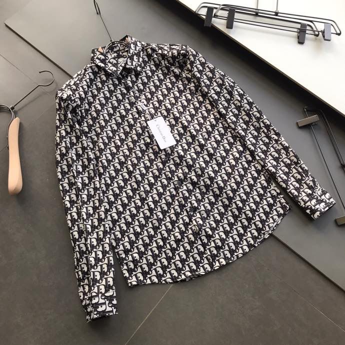 Dior迪奥三标齐全迪奥首发亮相现代艺术浪潮的高奢感衬衫