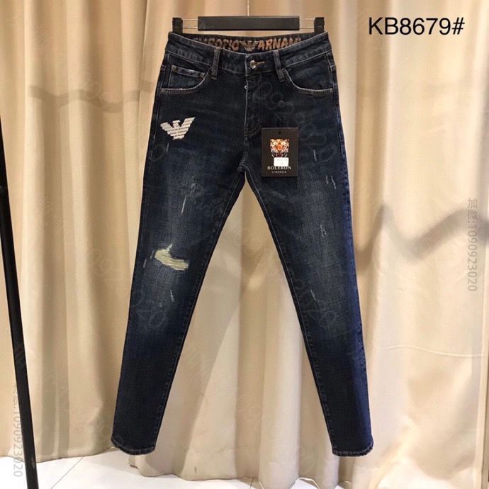 阿玛尼 版型水洗牛仔裤