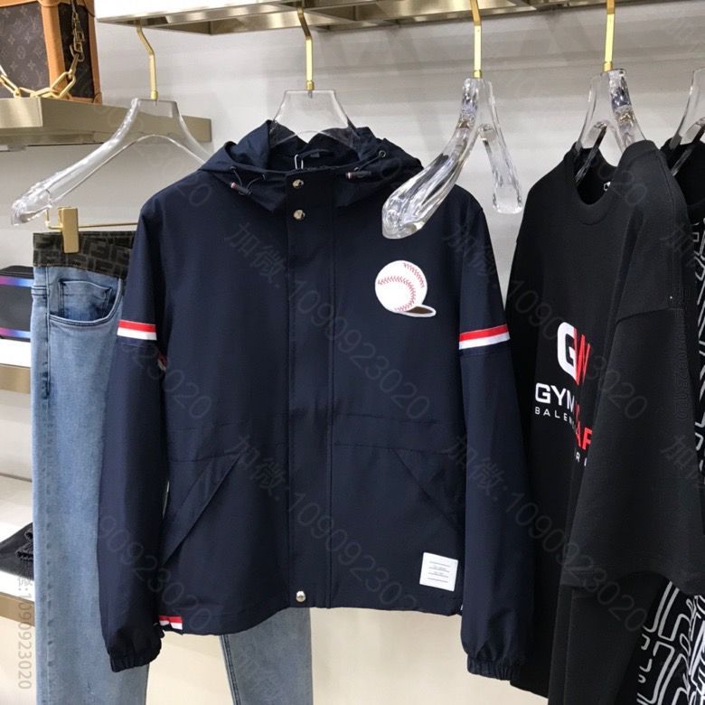 TB 2023 早秋新款上市风衣外套