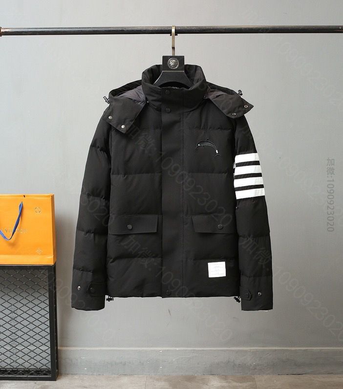 TB汤姆布朗秋冬连帽羽绒服
