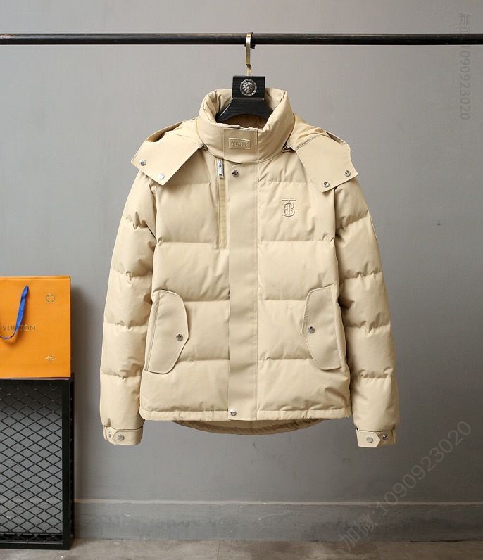 2023S年专柜最新款高品质羽绒服巴宝莉秋冬连帽羽绒服
