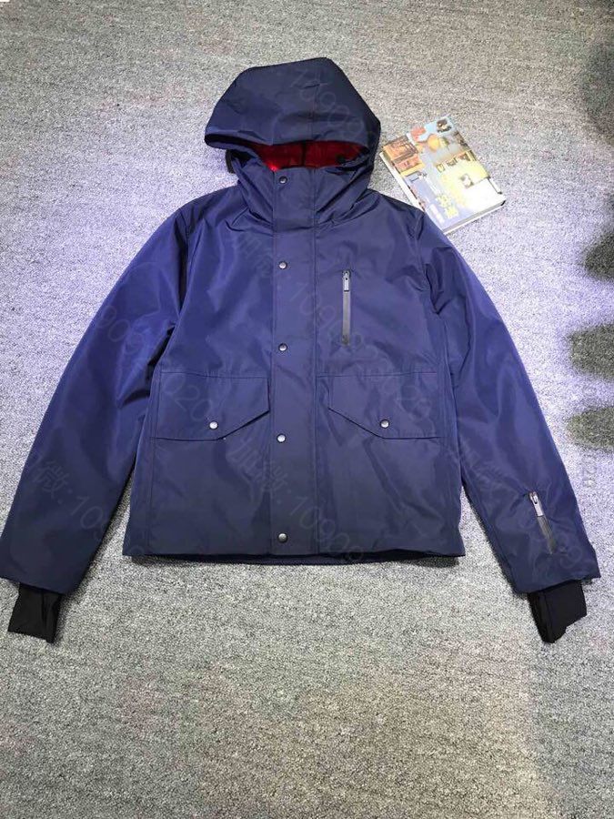 芬迪小怪兽2023爆款鹅绒羽绒服